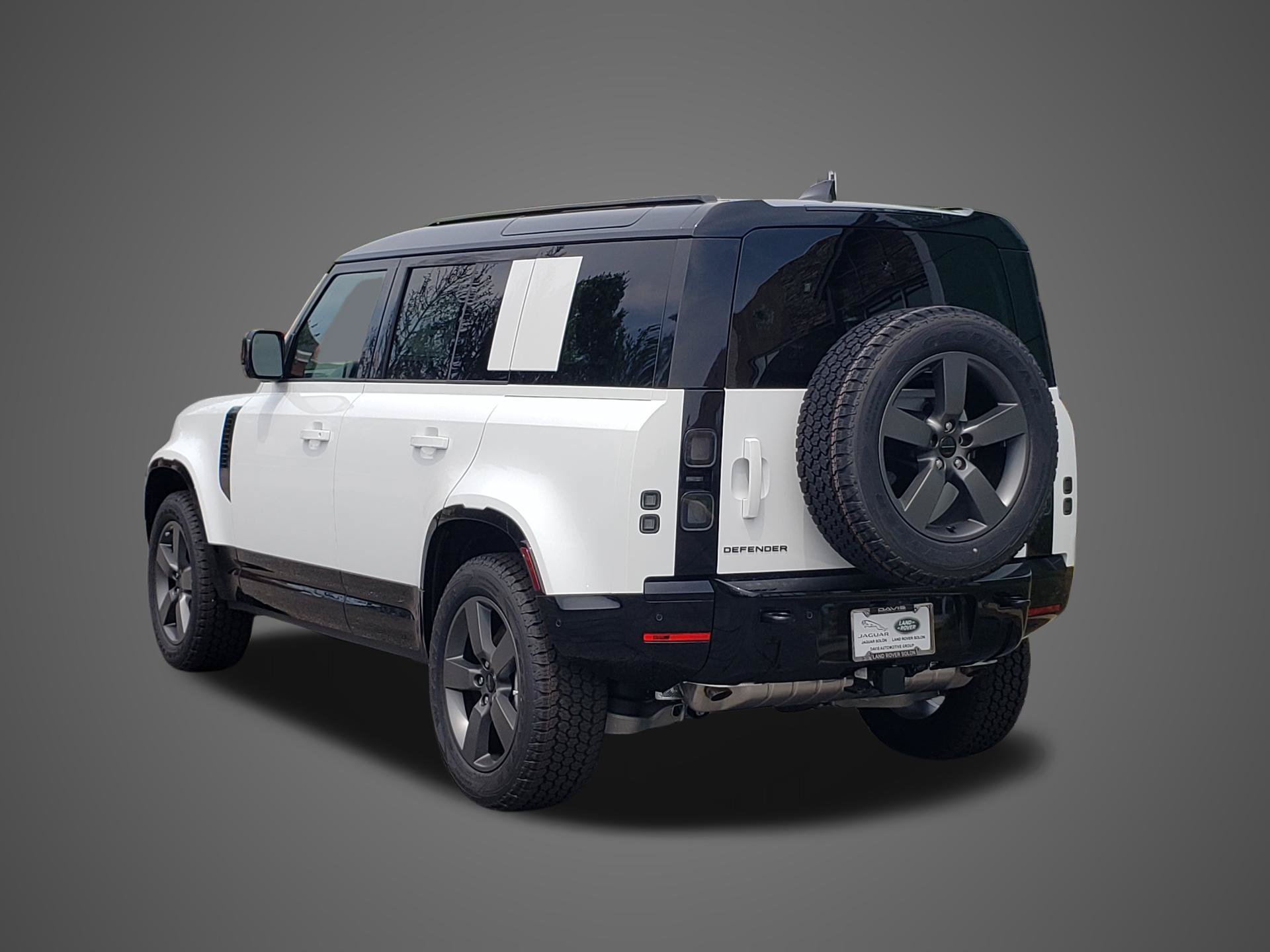 New 2026 Land Rover Defender 110 X-Dynamic SE AWD/4WD image 7