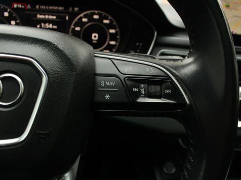 Used 2018 Audi A4 2.0T allroad Premium Plus w/ Premium Plus Package image 32