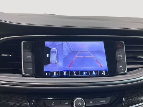 Used 2020 Buick Enclave Avenir w/ Avenir Technology Package AWD/4WD image 11