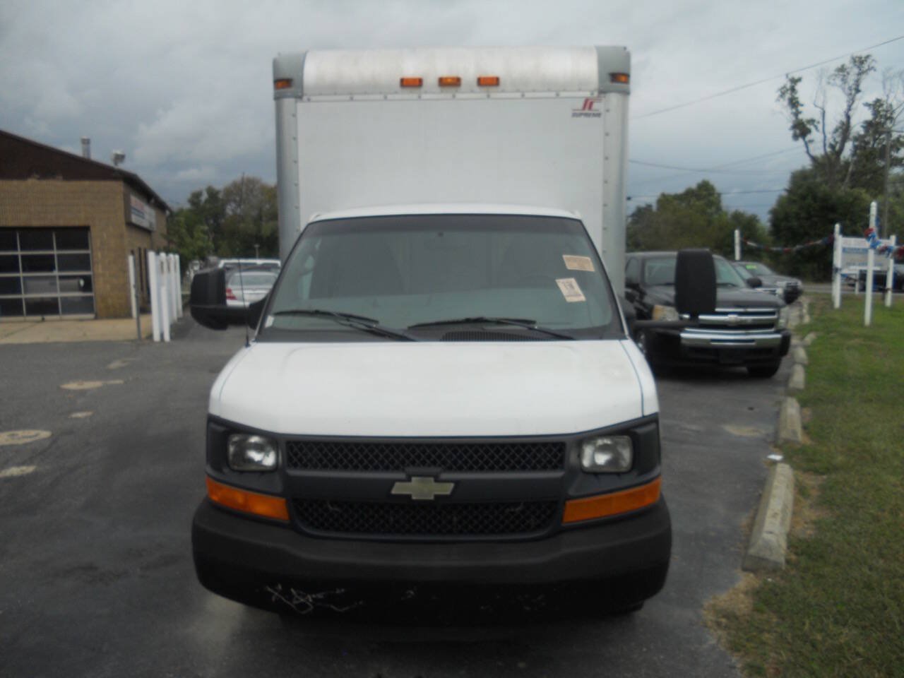 Used 2013 Chevrolet Express 3500 Extended RWD image 22