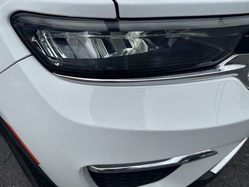 Certified 2022 Jeep Grand Cherokee Limited image 29