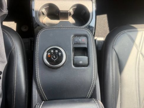 Used 2022 Ford Mustang Mach-E Select AWD/4WD image 27