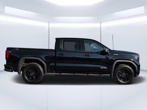 Used 2024 GMC Sierra 1500 Elevation AWD/4WD image 2