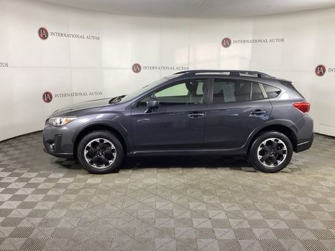 Used 2021 Subaru Crosstrek 2.0i Premium w/ Moonroof Package image 8