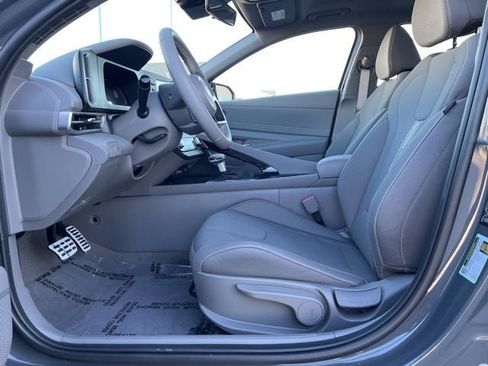 New 2026 Hyundai Elantra SEL Sport Premium image 17