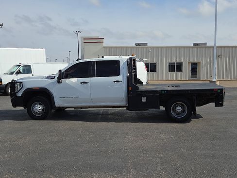 Used 2024 GMC Sierra 3500 Pro w/ Convenience Package AWD/4WD image 2