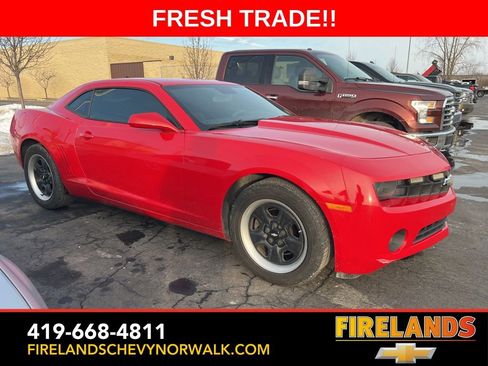 Used 2010 Chevrolet Camaro LS image 9