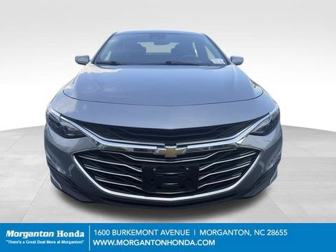 Used 2024 Chevrolet Malibu LT FWD image 2