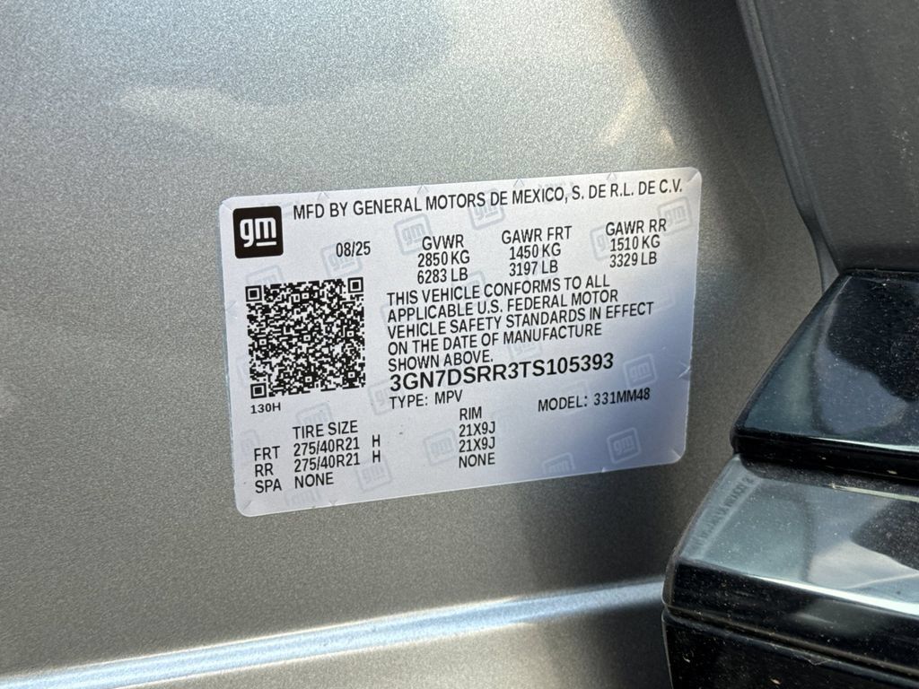 Used 2026 Chevrolet Equinox EV RS w/ Convenience Package II AWD/4WD image 32