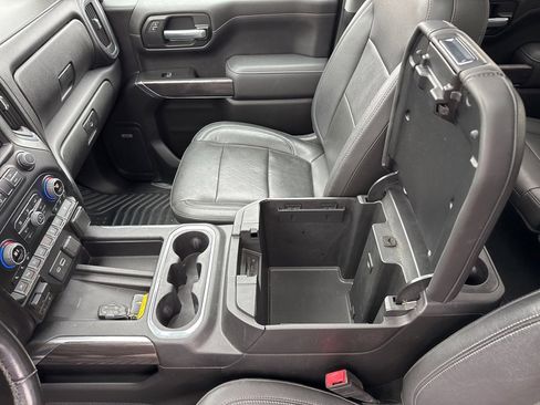 Used 2020 Chevrolet Silverado 1500 LTZ w/ LTZ Premium Package image 19