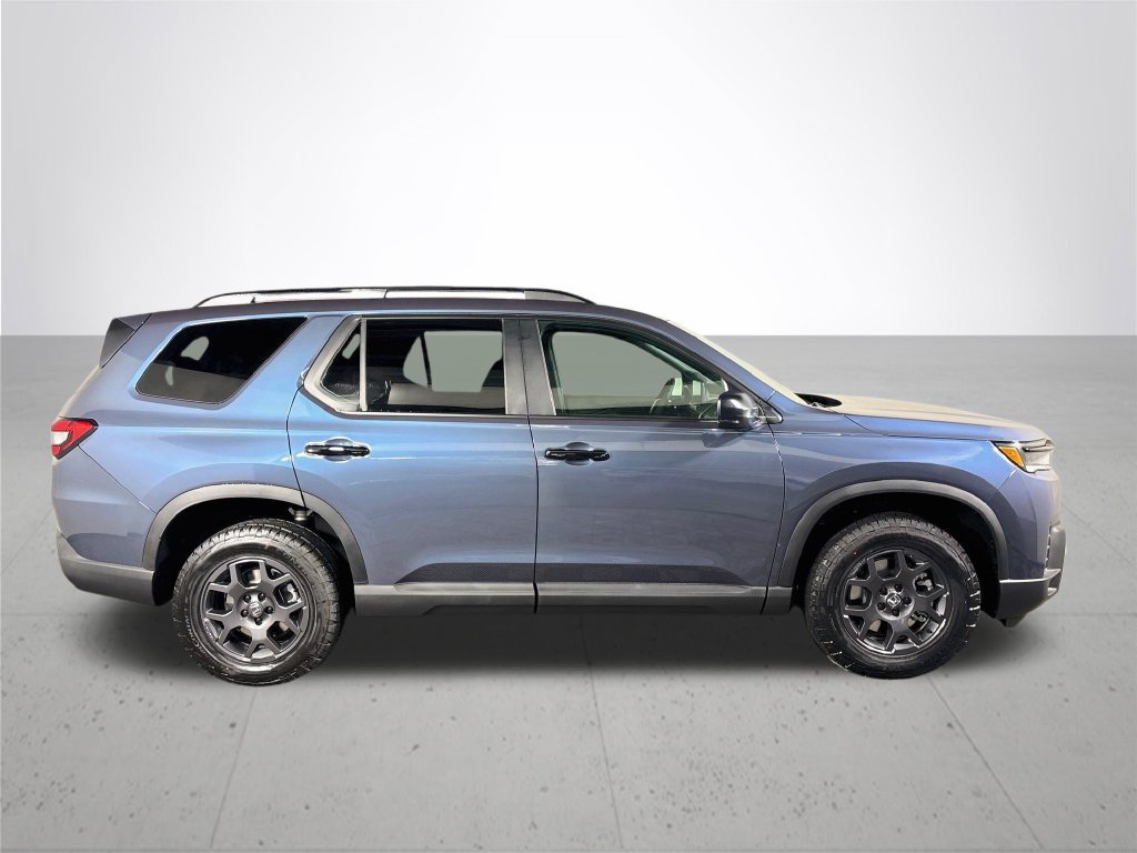 New 2026 Honda Pilot TrailSport image 5