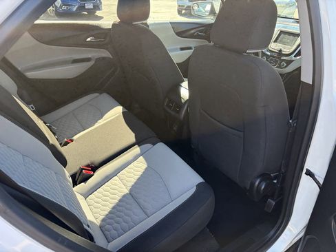 Used 2019 Chevrolet Equinox LT AWD/4WD image 24