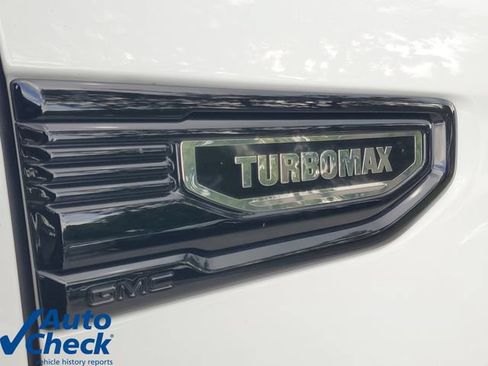 Used 2025 GMC Sierra 1500 Pro w/ Pro Value Package AWD/4WD image 8