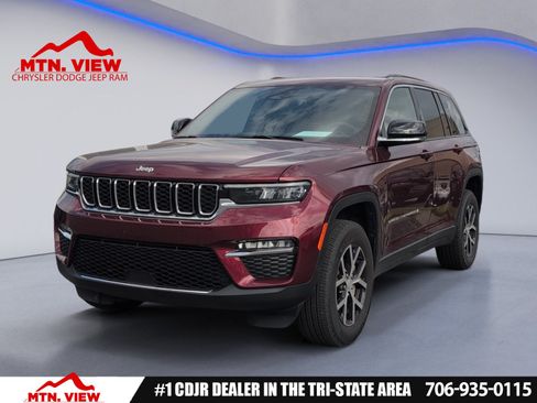 Used 2024 Jeep Grand Cherokee Limited AWD/4WD image 1