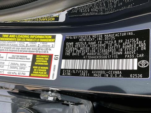 Used 2025 Toyota Camry LE image 31