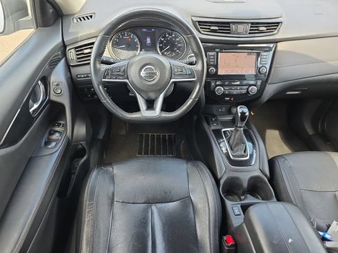 Used 2019 Nissan Rogue SL AWD/4WD image 12