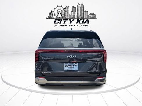 New 2026 Kia Carnival SX FWD image 6