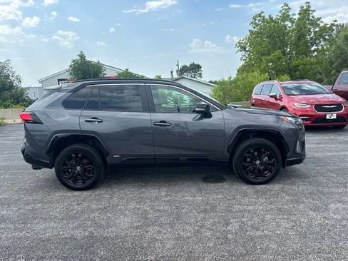 Used 2023 Toyota RAV4 XSE AWD/4WD image 7