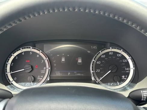 Used 2025 Toyota Highlander XLE FWD image 17