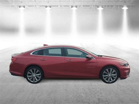 Used 2016 Chevrolet Malibu Premier w/ Driver Confidence Package II image 9