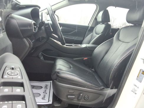Used 2023 Hyundai Santa Fe Limited image 29