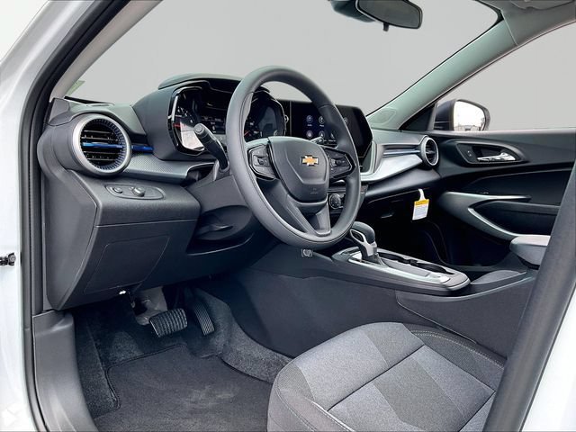New 2026 Chevrolet Trax LS FWD image 8