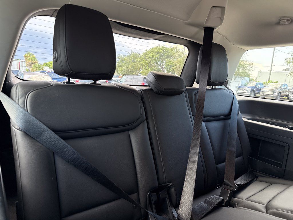Certified 2025 Ford Expedition Active RWD image 31