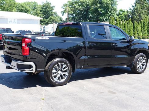 Used 2024 Chevrolet Silverado 1500 LT AWD/4WD image 3
