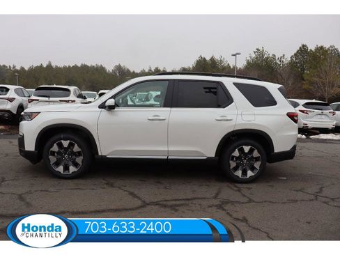 New 2026 Honda Pilot Elite image 4