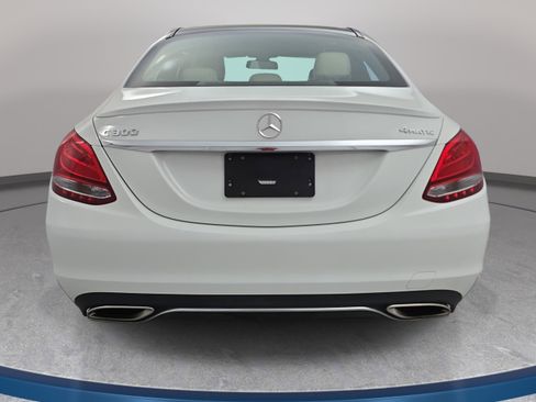 Used 2018 Mercedes-Benz C 300 4MATIC Sedan image 6