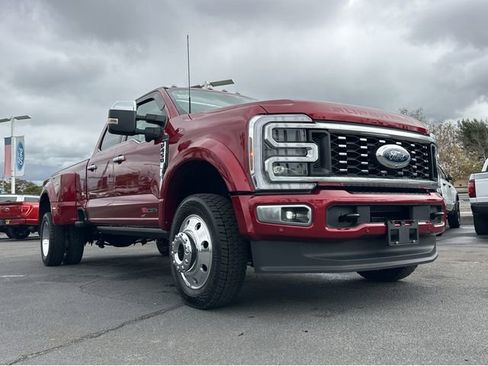 New 2026 Ford F450 Platinum w/ Platinum Plus Package image 3