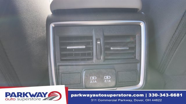 Used 2024 Subaru Forester Premium w/ Convenience Package AWD/4WD image 16