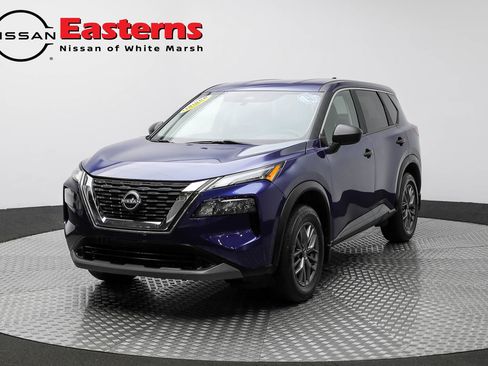 Used 2023 Nissan Rogue S image 1