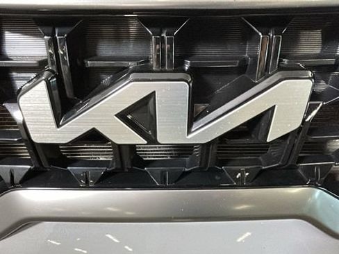 Used 2023 Kia Telluride EX X-Line AWD/4WD image 8