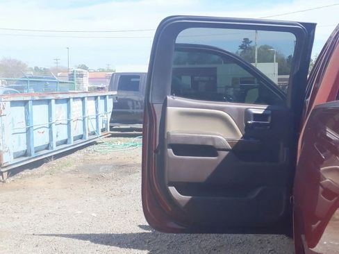 Used 2017 Chevrolet Silverado 1500 LT w/ All Star Edition image 29