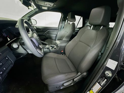 Used 2025 Toyota 4Runner SR5 image 13