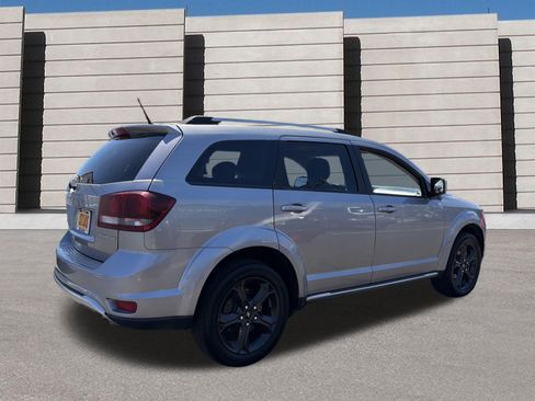 Used 2019 Dodge Journey Crossroad AWD/4WD image 5