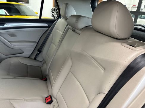 Used 2015 Volkswagen Golf S w/ Lighting Package image 40