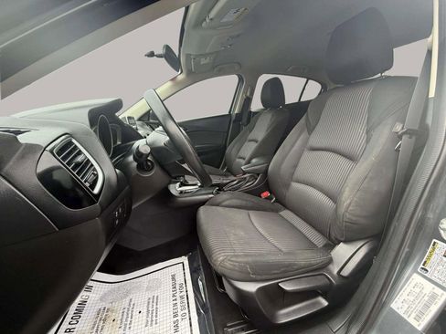 Used 2014 MAZDA MAZDA3 i Touring image 9