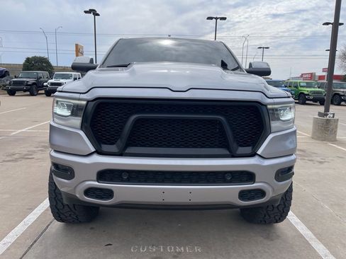 Used 2019 RAM 1500 Laramie image 2