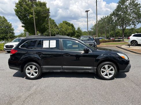 Used 2013 Subaru Outback 2.5i Premium w/ Popular Pkg 1B AWD/4WD image 8