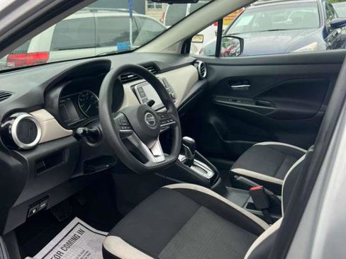 Used 2021 Nissan Versa SV FWD image 14