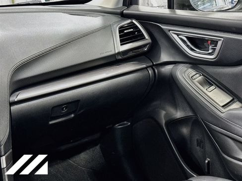 Used 2021 Subaru Forester Premium AWD/4WD image 25