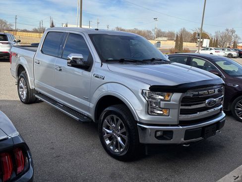 Used 2017 Ford F150 Lariat image 14