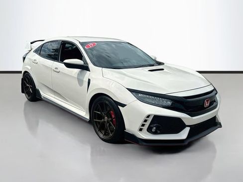 Used 2019 Honda Civic Type R image 3