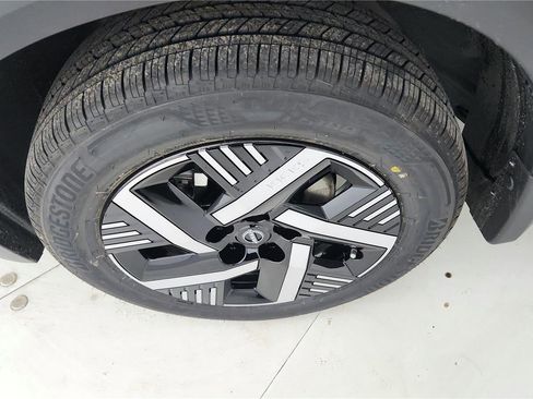 New 2026 Nissan Kicks SV w/ Cold Weather Package image 13