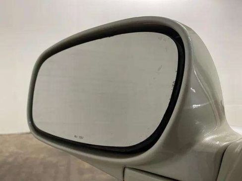 Used 2005 Lincoln Town Car Signature image 68