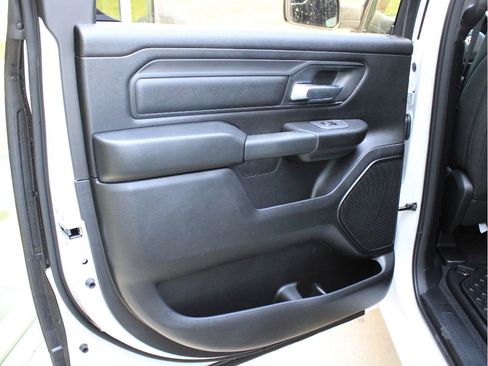 New 2026 RAM 1500 Express AWD/4WD image 30