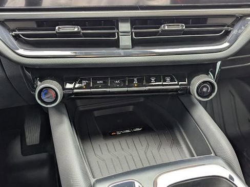 New 2026 Chevrolet Equinox EV RS image 22