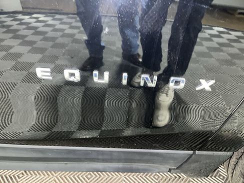 Used 2022 Chevrolet Equinox LT image 11